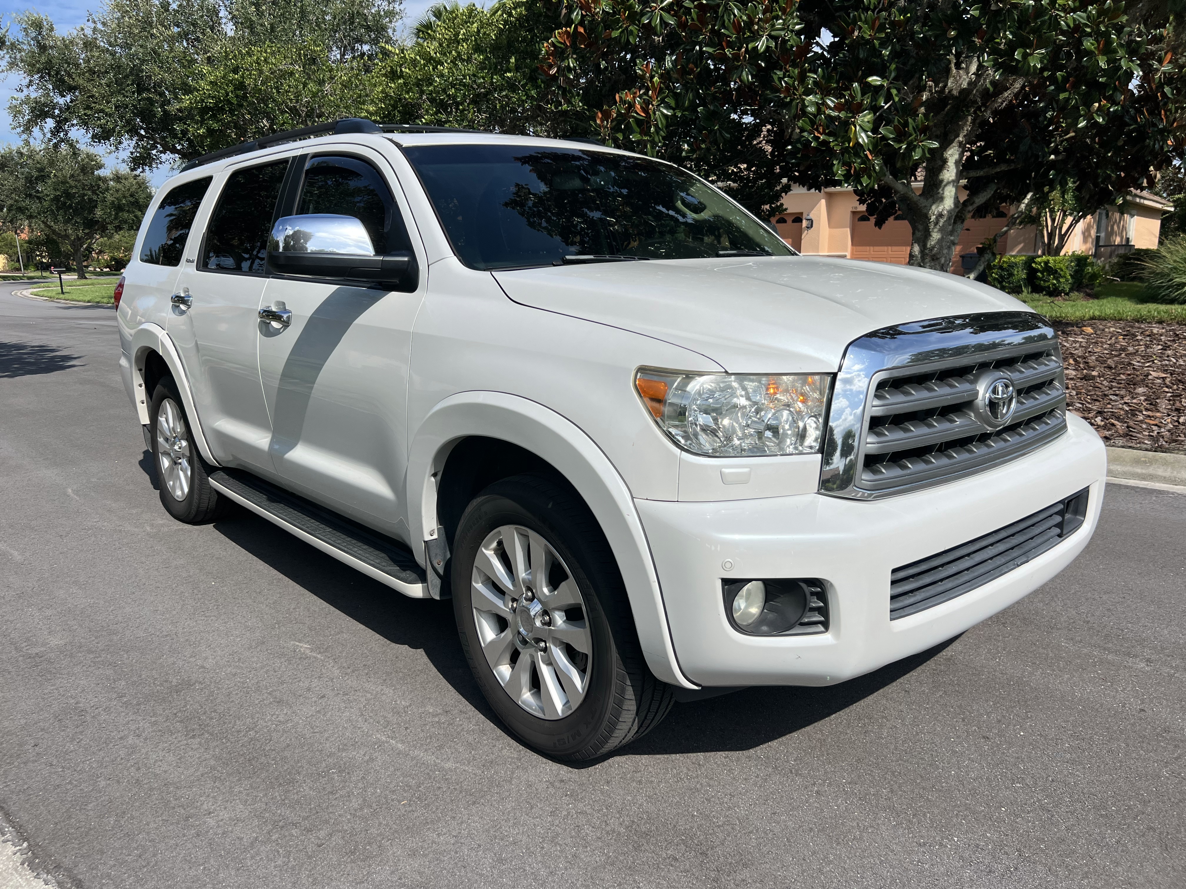 Used 2008 Toyota Sequoia Platinum RWD image 4