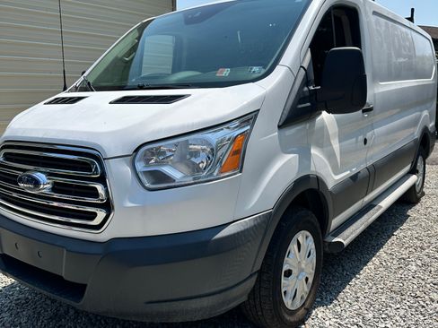 Used 2018 Ford Transit 250 130 Low Roof w/ Exterior Upgrade Package image 4