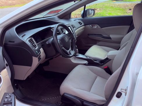 Used 2015 Honda Civic LX image 4