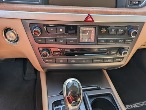 Used 2015 Hyundai Genesis 3.8 w/ Option Group 04 image 10