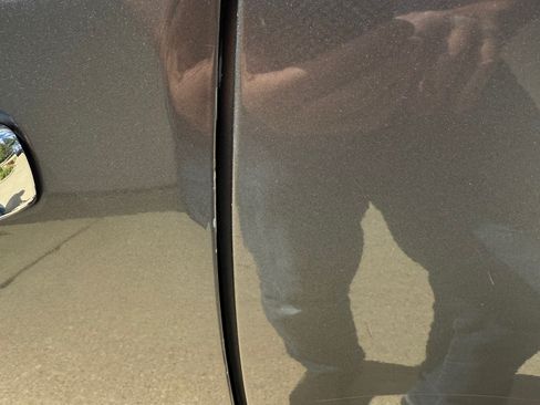 Used 2012 Chrysler 300 C w/ 19-Premium Speaker Group image 19