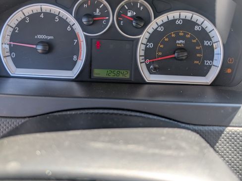 Used 2011 Chevrolet Aveo LT image 9