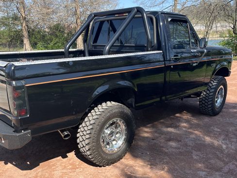 Used 1995 Ford F150 4x4 Regular Cab image 6