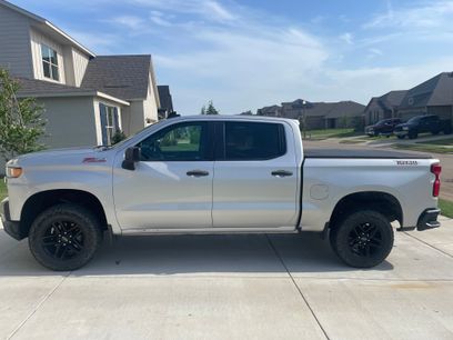 Used 2019 Chevrolet Silverado 1500 Custom Trail Boss w/ Custom Convenience Package