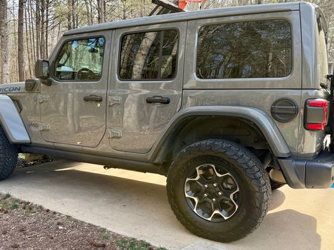 Used 2021 Jeep Wrangler Unlimited Rubicon 4xe w/ Steel Bumper Group image 6