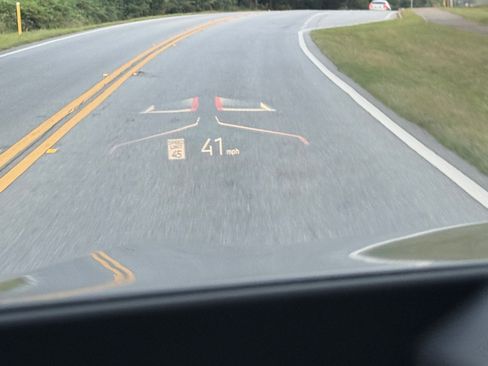 Used 2024 BMW X6 xDrive40i w/ Premium Package image 15