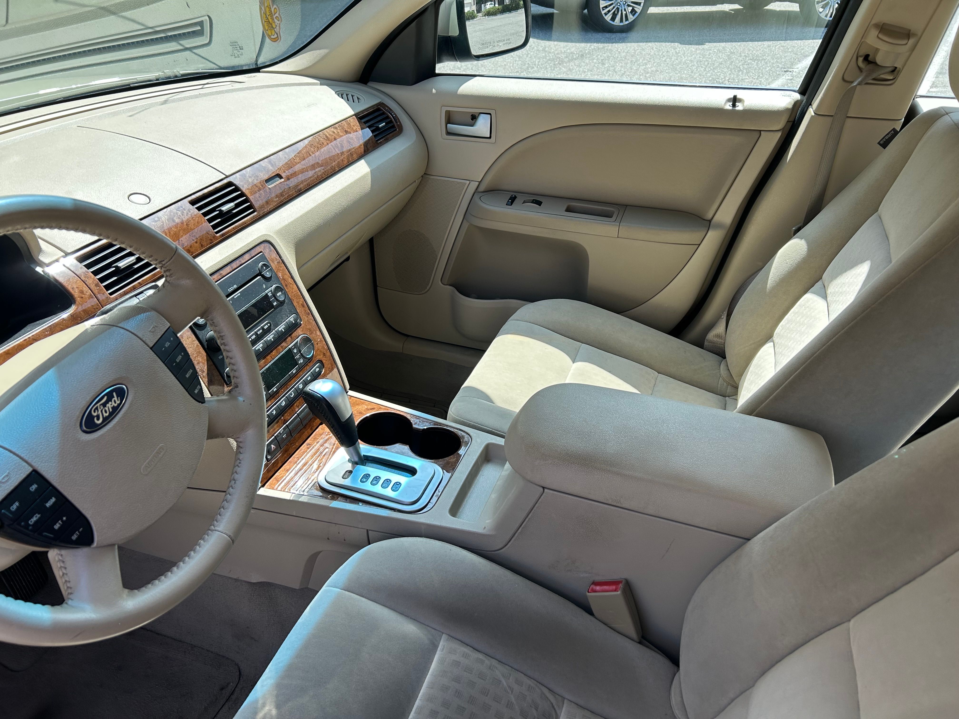 Used 2005 Ford Five Hundred SEL AWD/4WD image 17