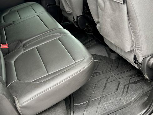 Used 2019 Chevrolet Silverado 1500 LT Trail Boss image 27