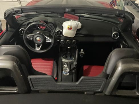 Used 2019 FIAT 124 Spider Abarth w/ Navigation & Sound Group image 5