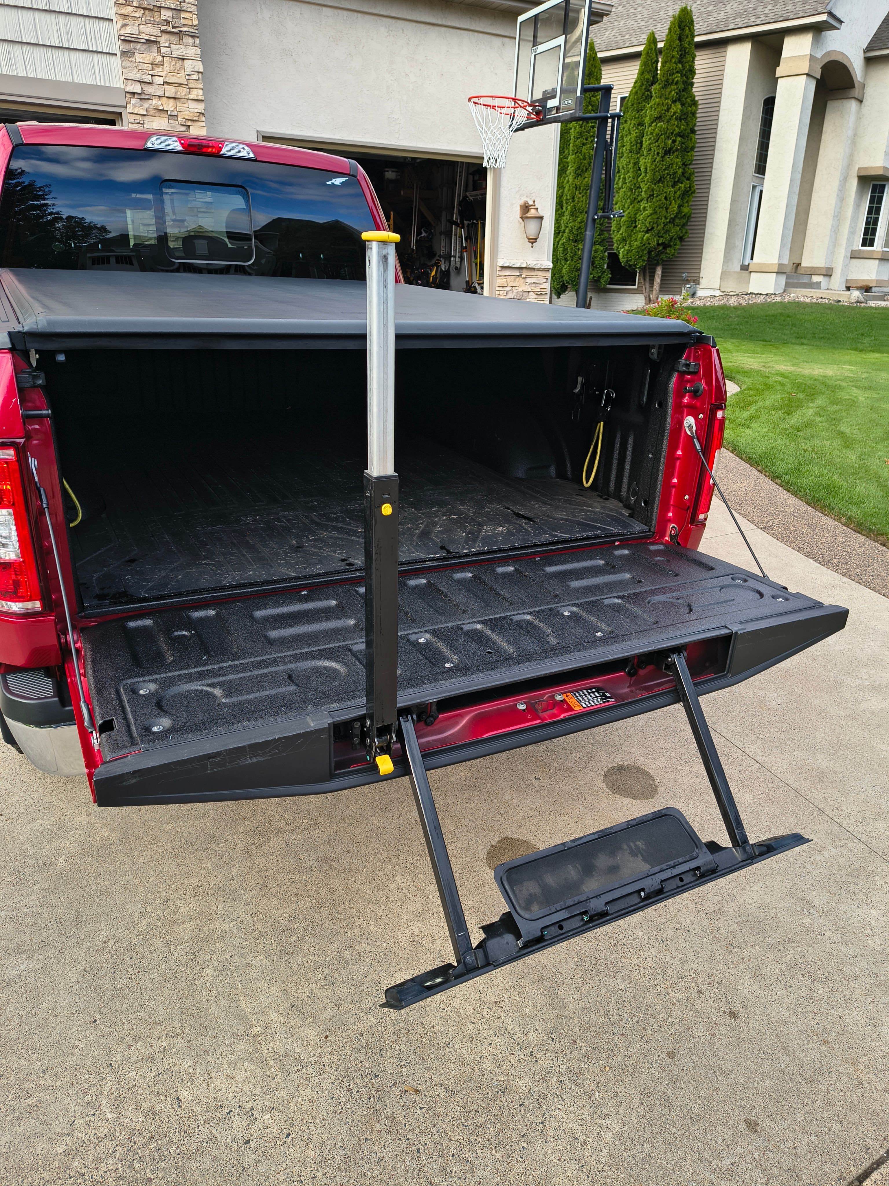 Used 2020 Ford F150 XLT w/ Equipment Group 302A Luxury AWD/4WD image 8