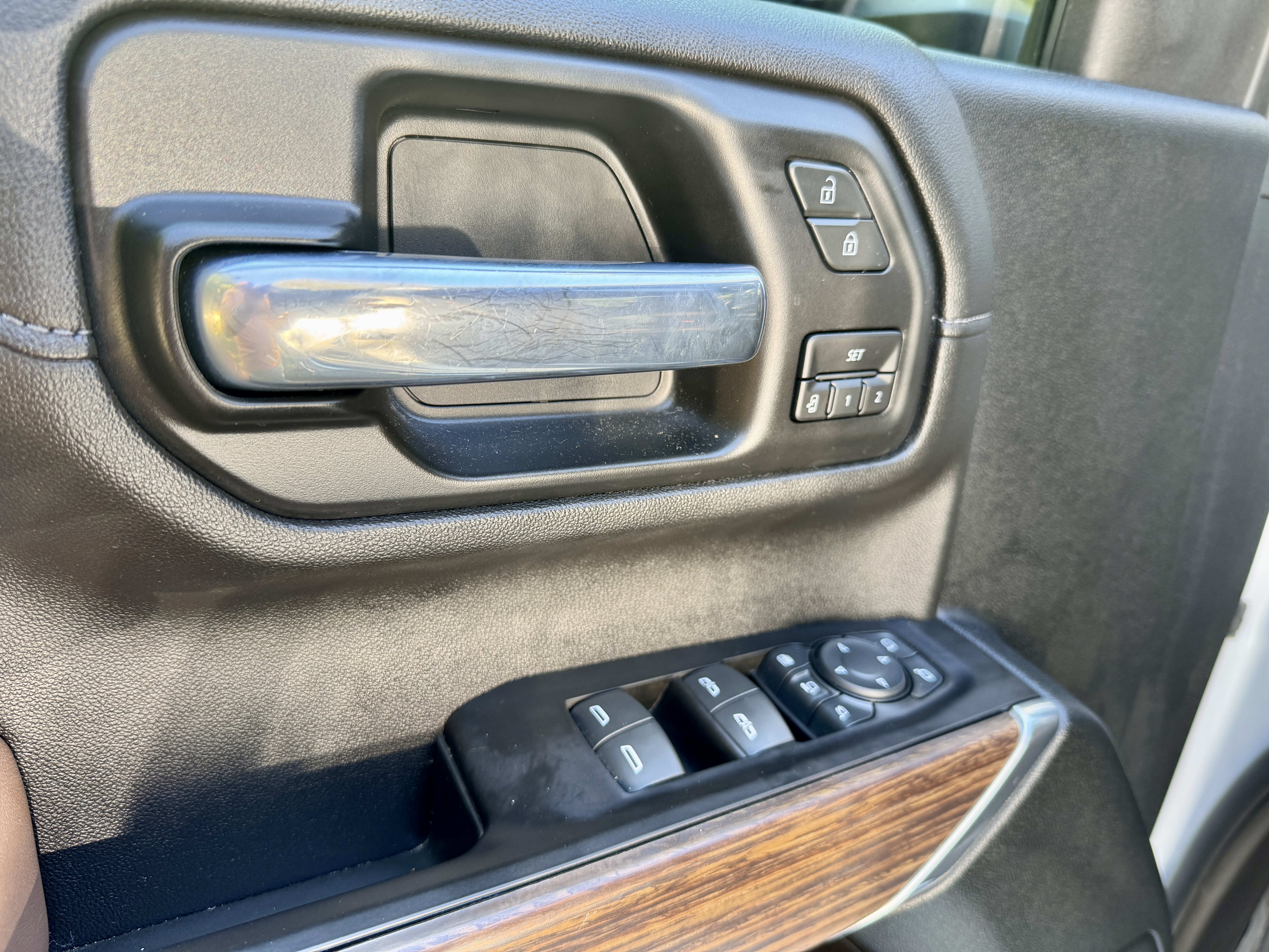 Used 2021 Chevrolet Silverado 3500 High Country AWD/4WD image 24