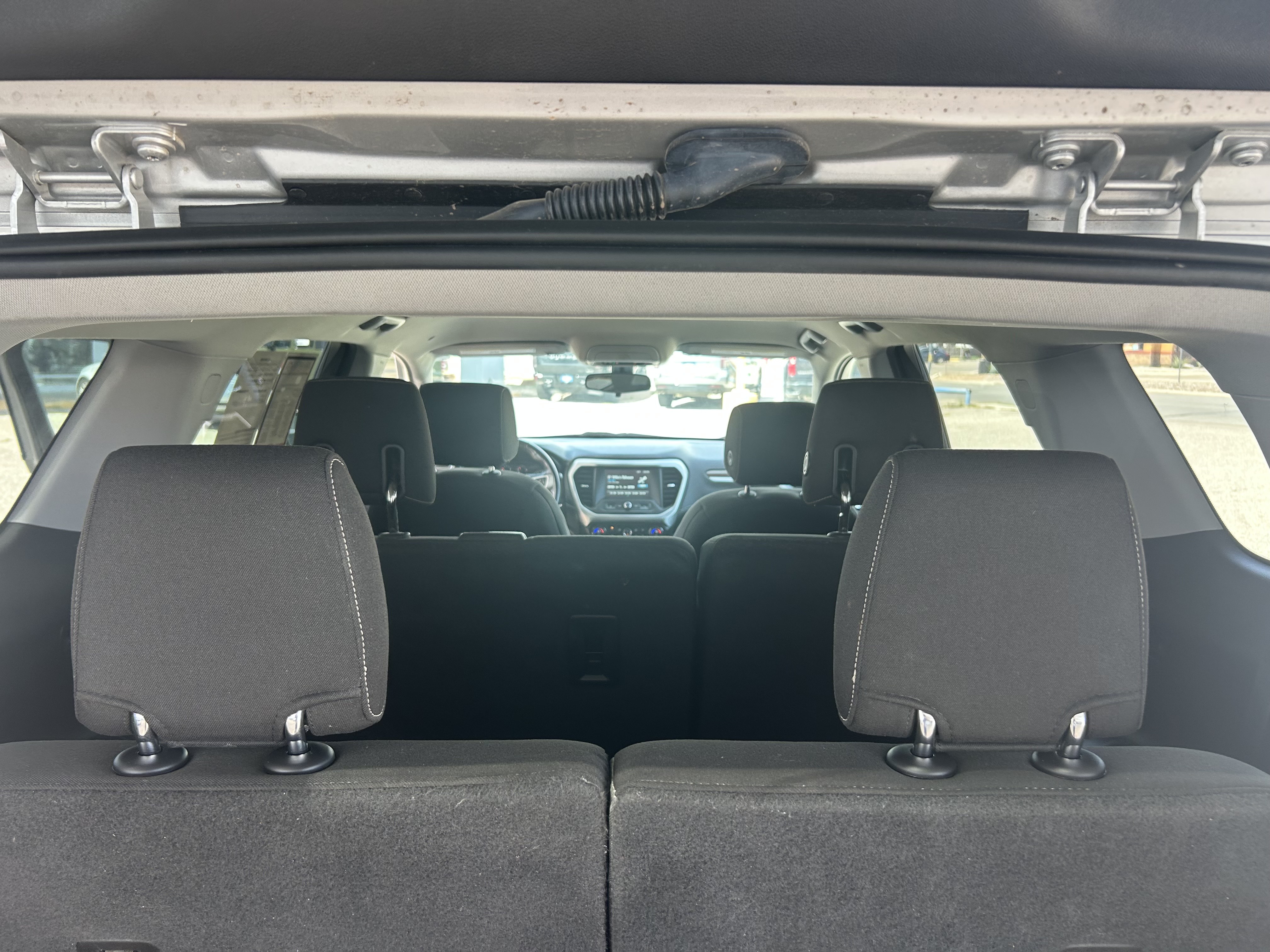 Used 2019 GMC Acadia SLE w/ Driver Alert Package I AWD/4WD image 2