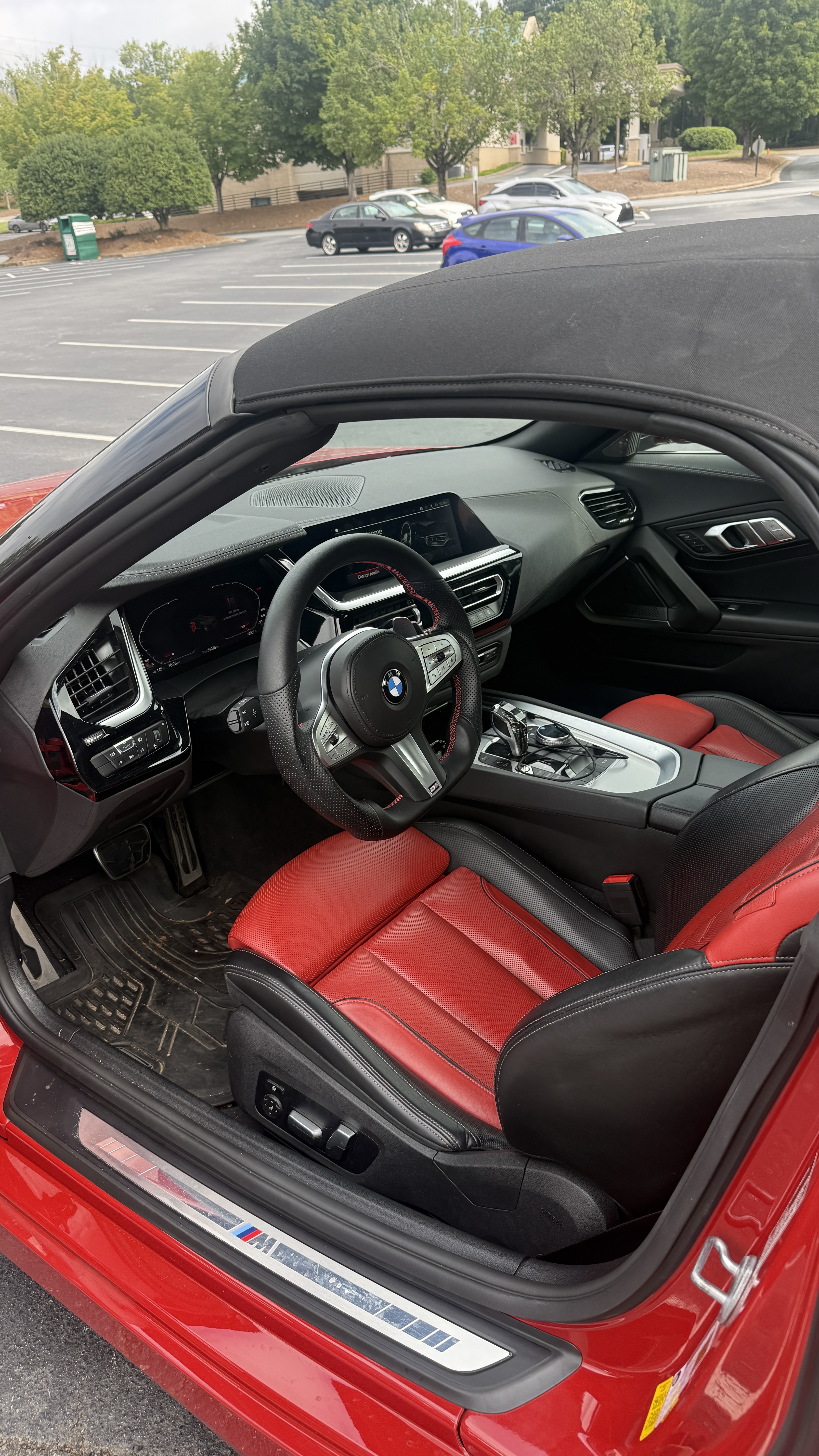 Used 2024 BMW Z4 sDrive30i RWD image 4