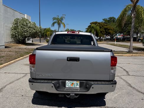 Used 2010 Toyota Tundra Limited RWD image 5