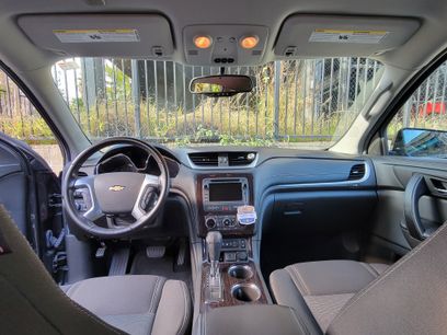 Used 2016 Chevrolet Traverse LT