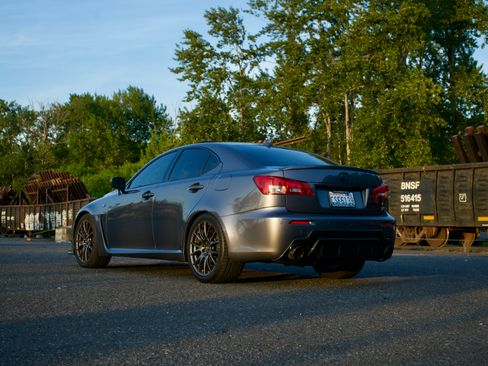 Used 2013 Lexus IS F image 4
