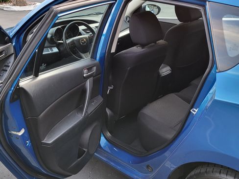 Used 2012 MAZDA MAZDA3 i Touring image 5