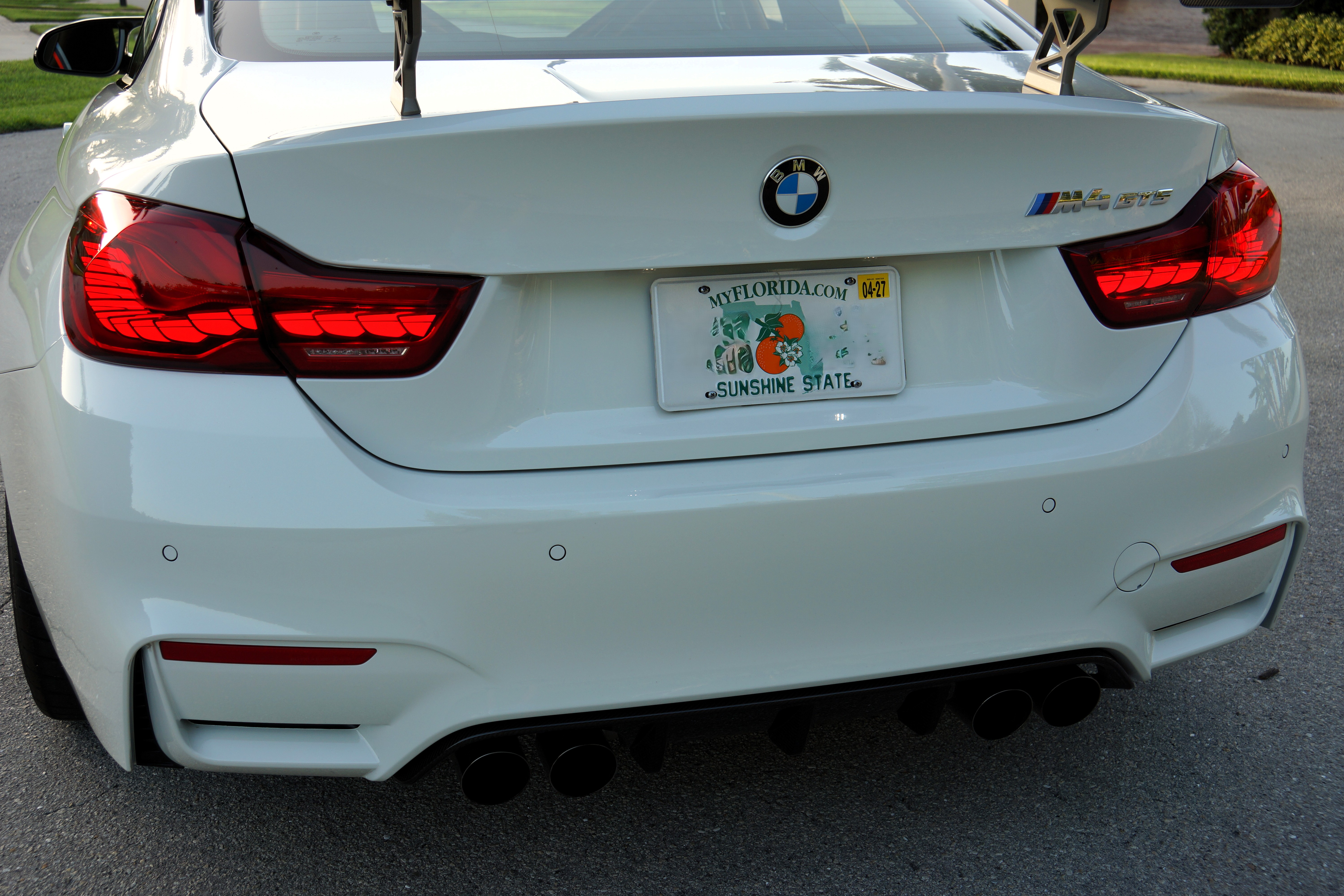 Used 2016 BMW M4 GTS RWD image 6