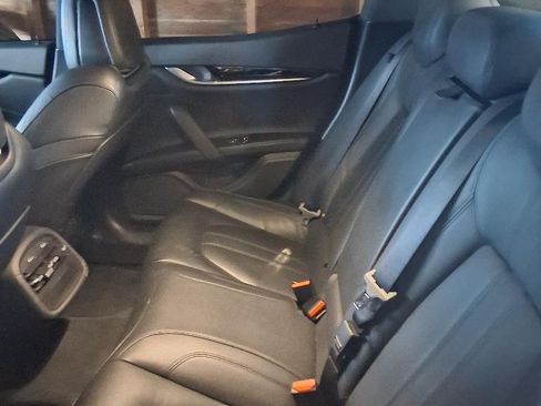 Used 2018 Maserati Ghibli S GranSport image 8