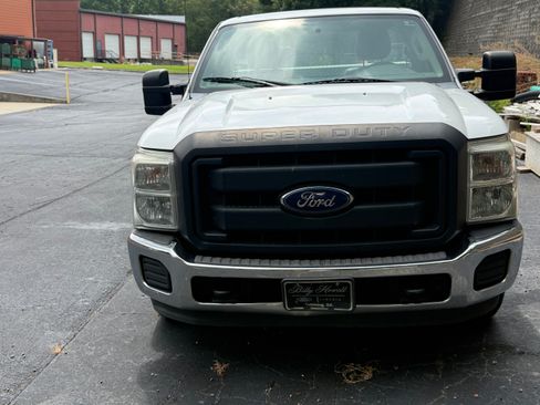 Used 2015 Ford F250 XL w/ XL Value Package RWD image 4