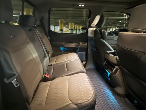 Used 2024 Ford F150 Platinum w/ Equipment Group 703A Plus image 5