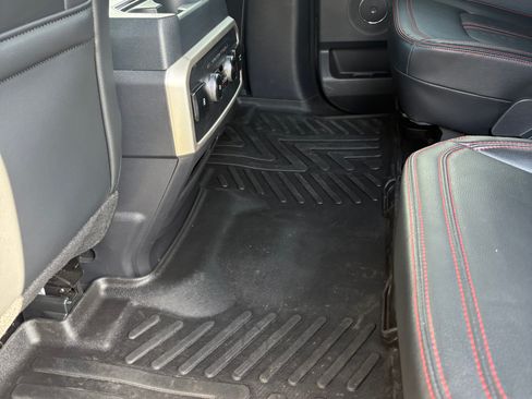 Used 2024 Ford Expedition Max Limited AWD/4WD image 9