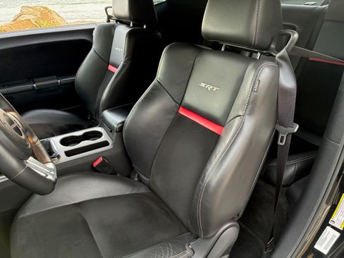 Used 2013 Dodge Challenger SRT8 w/ Harman Kardon Audio Group RWD image 13