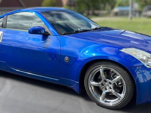 Used 2007 Nissan 350Z Touring image 1