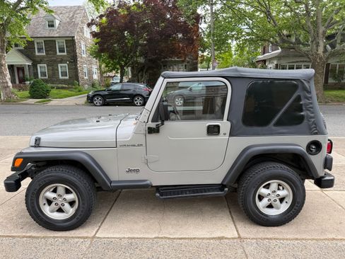 Used 2001 Jeep Wrangler SE AWD/4WD image 9