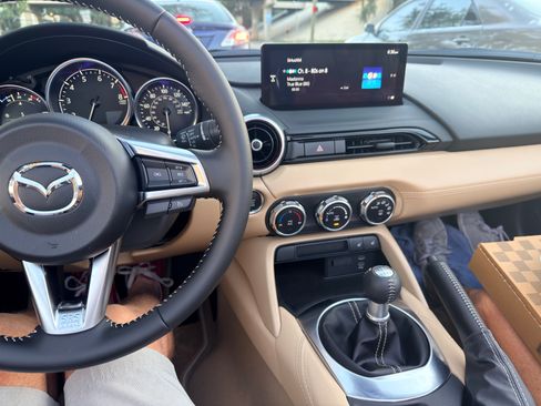 Used 2025 MAZDA MX-5 Miata image 13