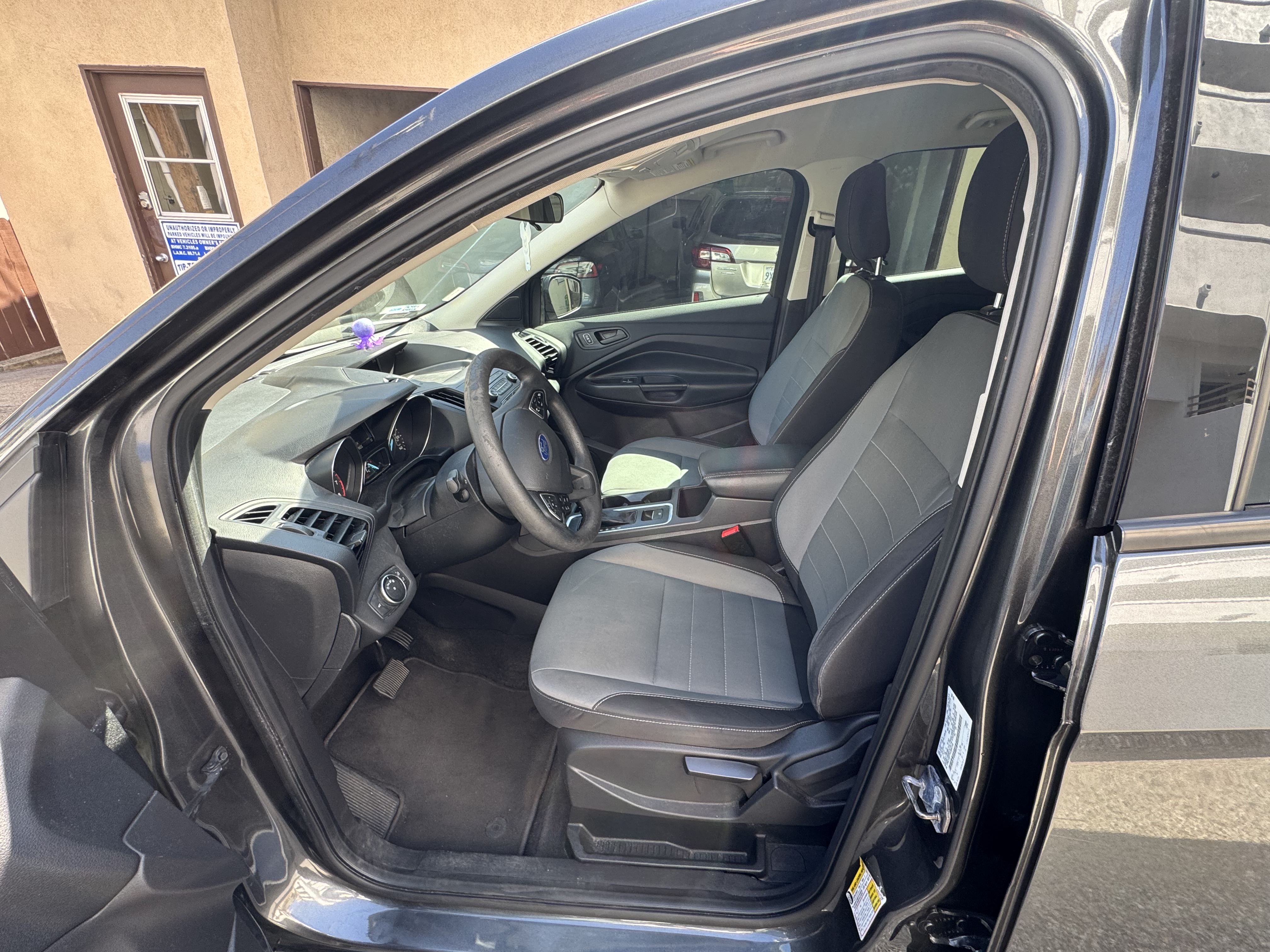 Used 2018 Ford Escape S FWD image 10