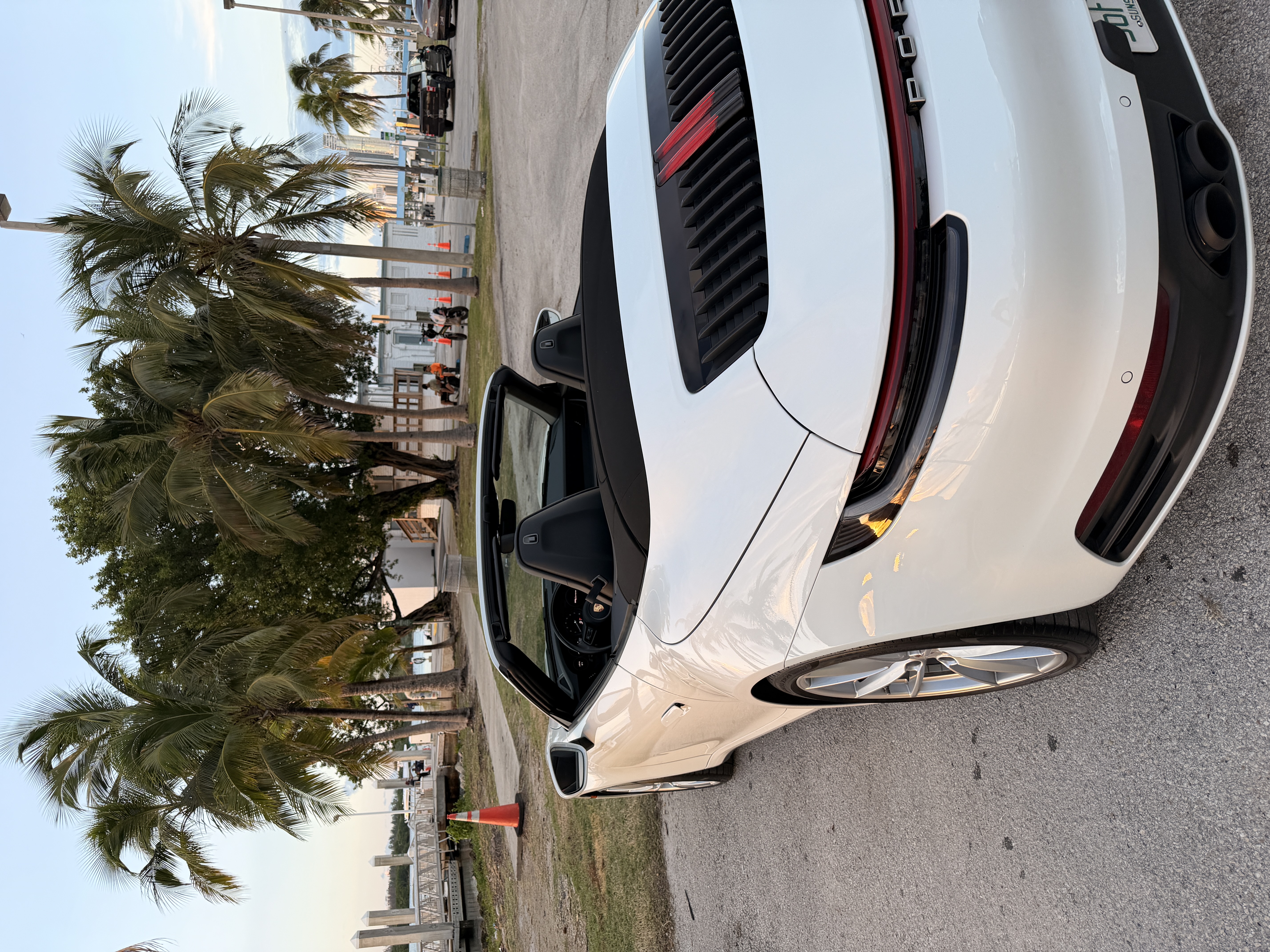 Used 2022 Porsche 911 Carrera image 18