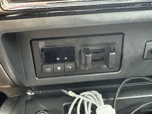 Used 2019 Nissan Titan Platinum Reserve w/ Platinum Utility Package image 19