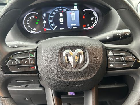 Used 2024 RAM ProMaster 2500 w/ Quick Order Package 22G SLT image 8