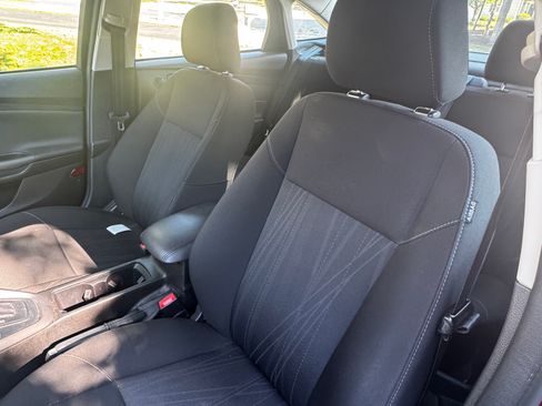 Used 2017 Ford Focus SEL FWD image 12