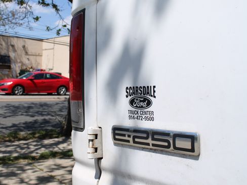 Used 2009 Ford E-250 and Econoline 250 RWD image 6