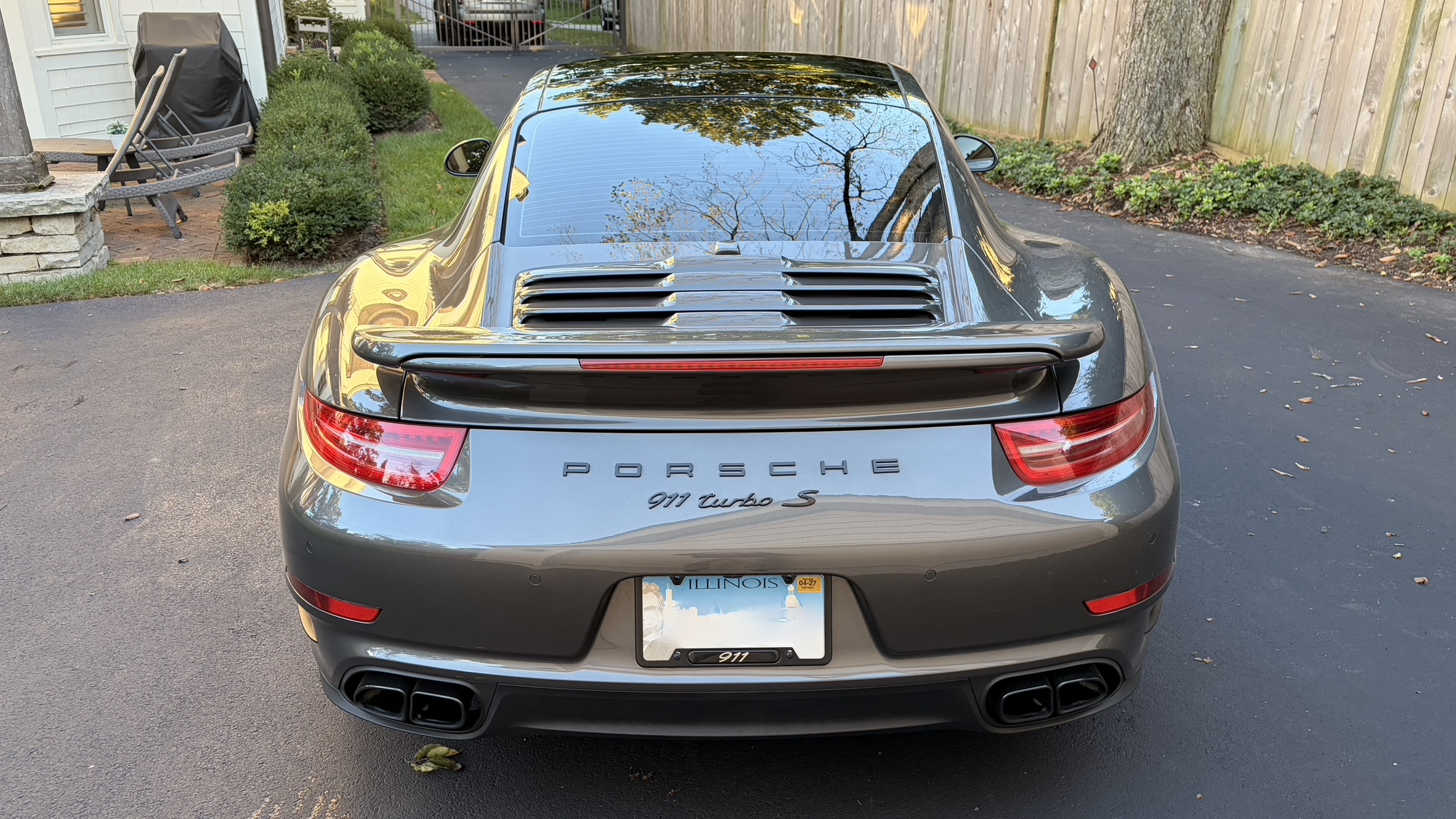 Used 2015 Porsche 911 Turbo S AWD/4WD image 6