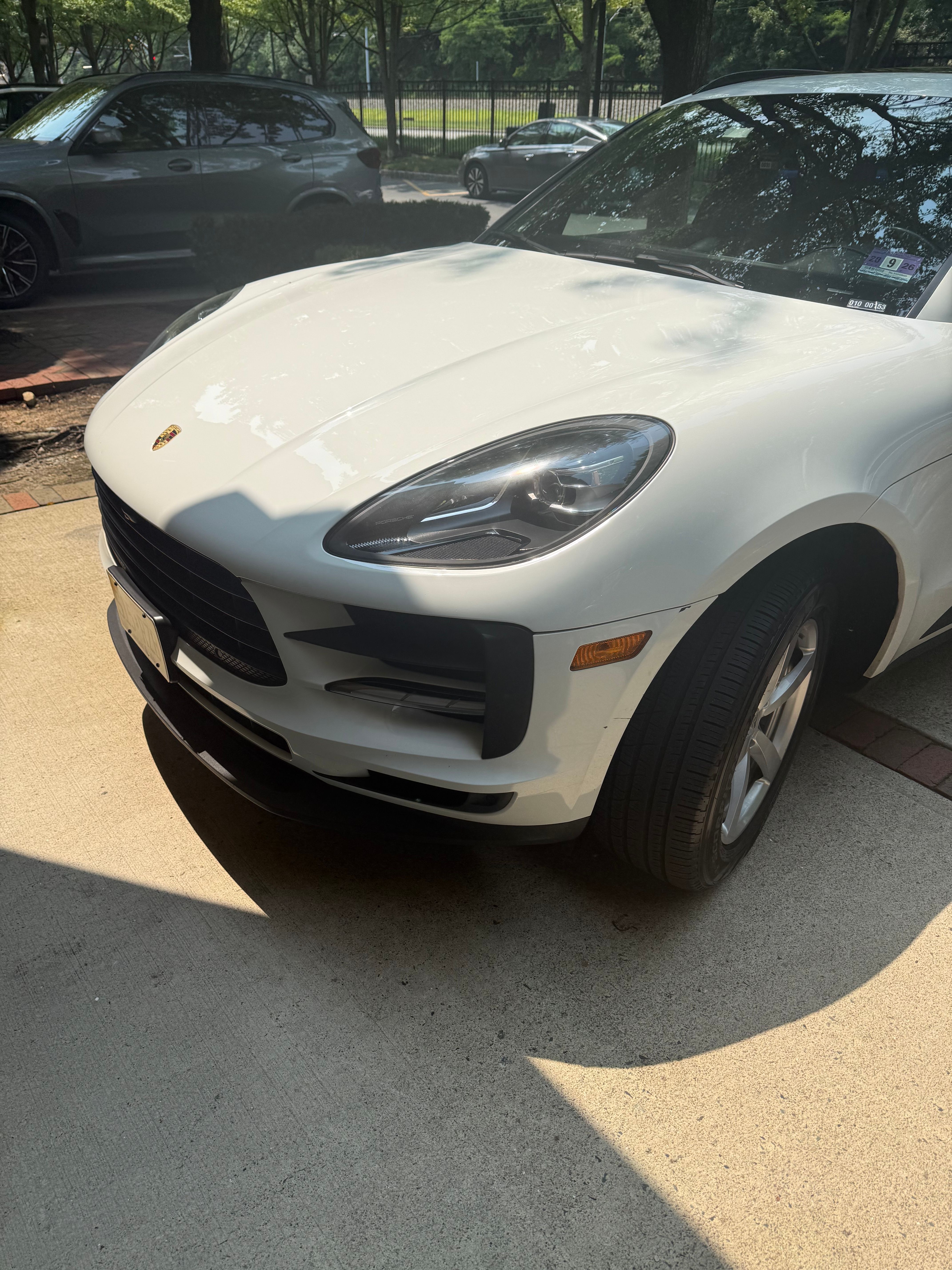 Used 2020 Porsche Macan AWD/4WD image 5
