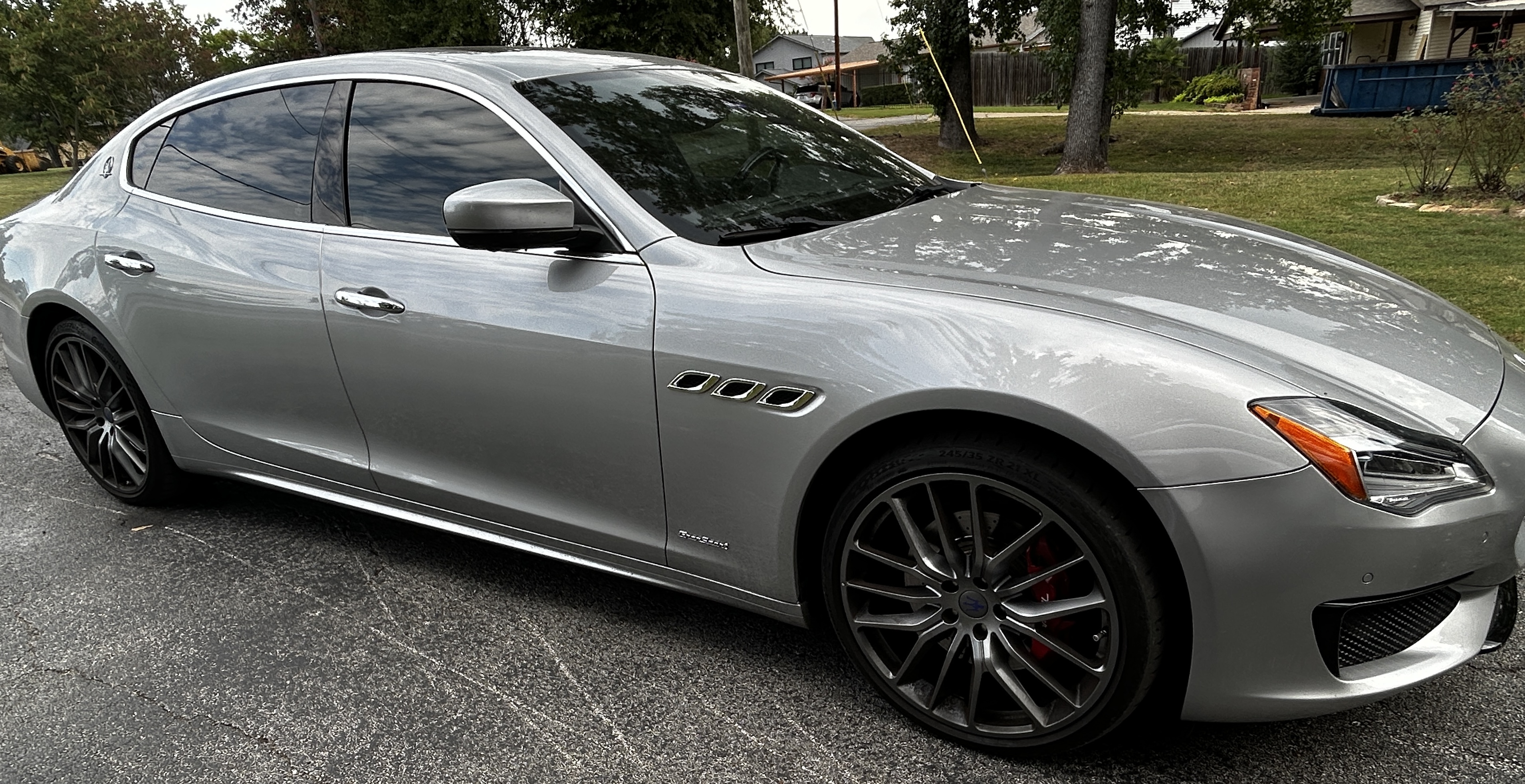 Used 2018 Maserati Quattroporte S GranSport RWD image 2