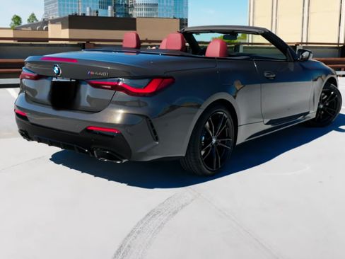 Used 2023 BMW M440i Convertible w/ Premium Package image 4