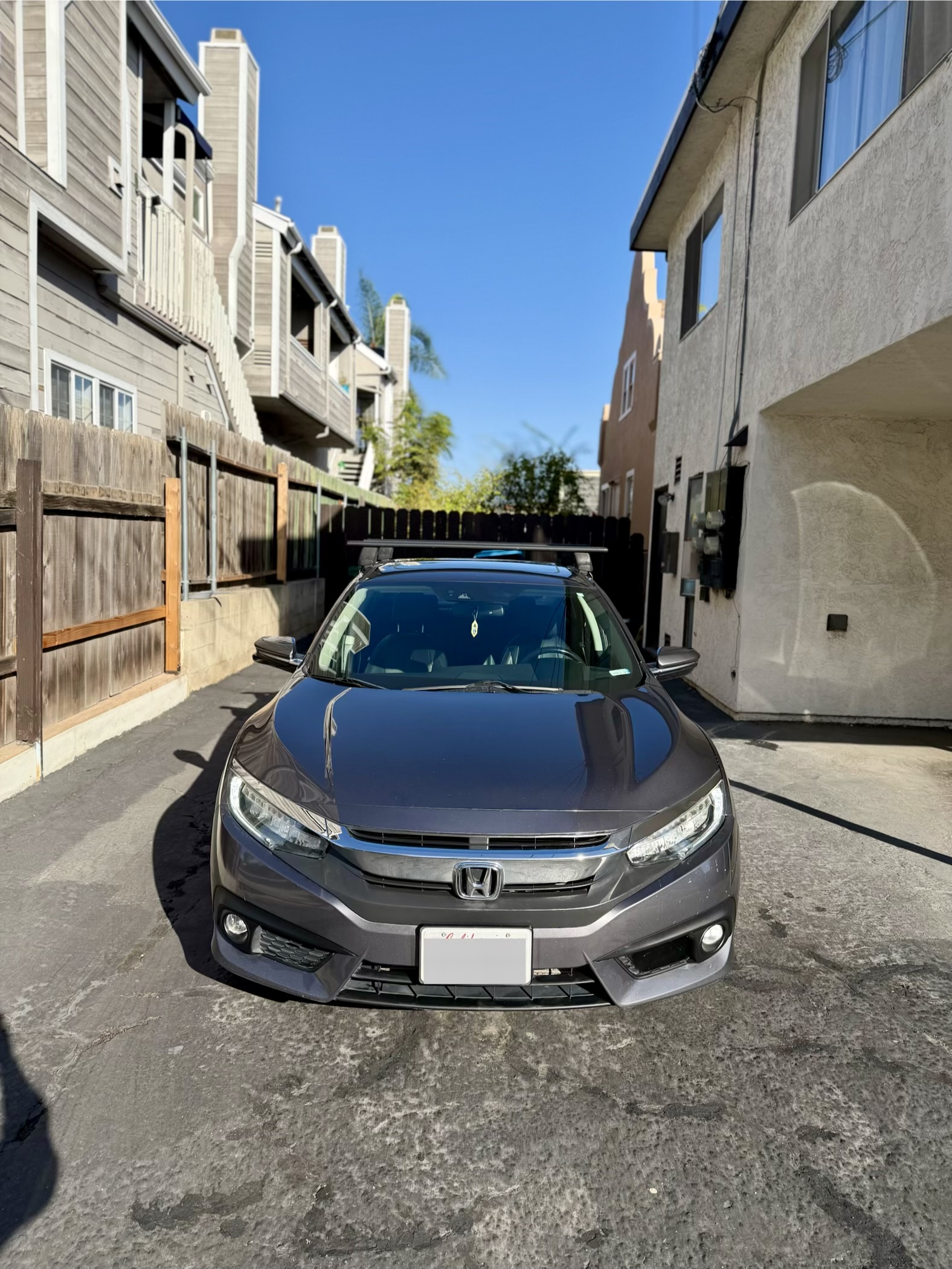 Used 2016 Honda Civic Touring image 2