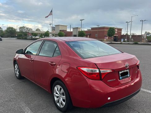 Used 2014 Toyota Corolla LE FWD image 6