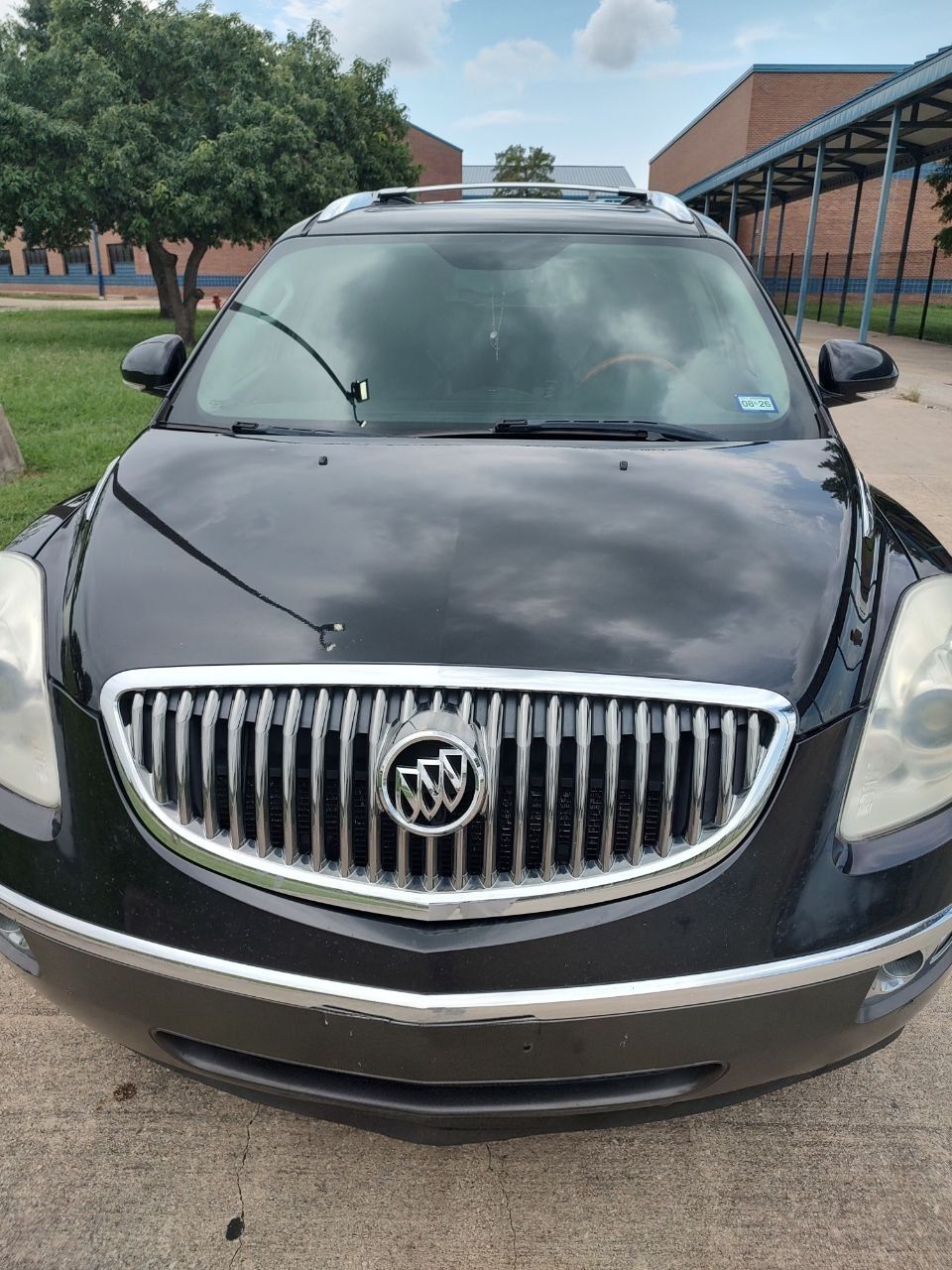 Used 2008 Buick Enclave CXL w/ Luxury Package FWD image 2