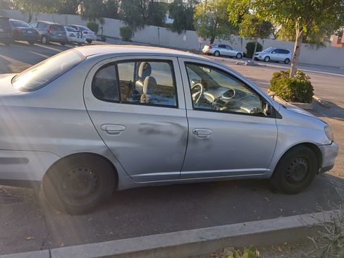 Used 2001 Toyota Echo Sedan image 6