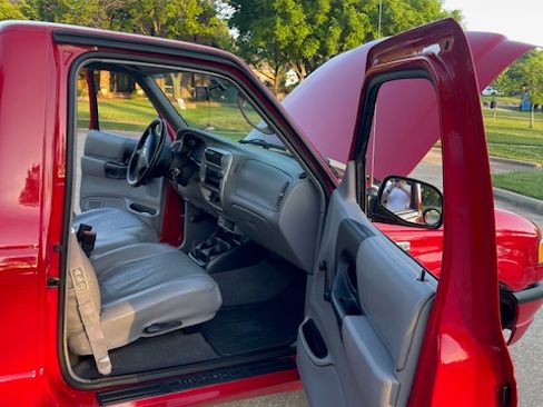 Used 2001 MAZDA B-Series Pickup 2WD Regular Cab B3000 image 10