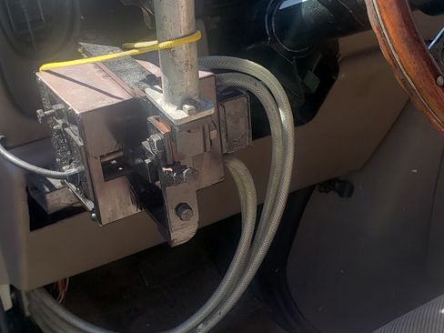 Used 1998 Ford E-150 and Econoline 150 image 7