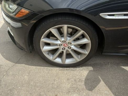 Used 2016 Jaguar XF R-Sport RWD image 13