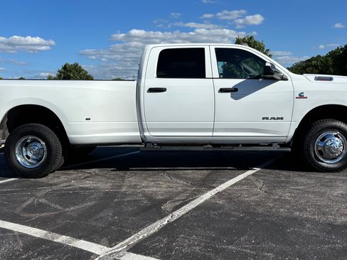 Used 2021 RAM 3500 Tradesman AWD/4WD image 2