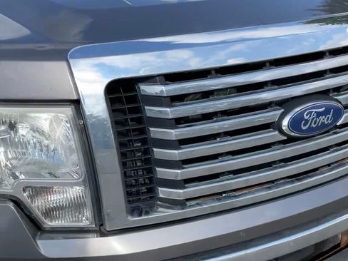Used 2011 Ford F150 XLT w/ XLT Chrome Pkg AWD/4WD image 16
