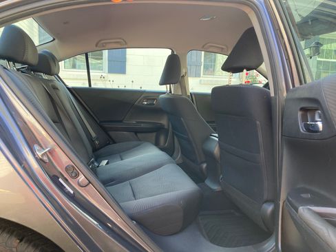 Used 2014 Honda Accord LX image 10
